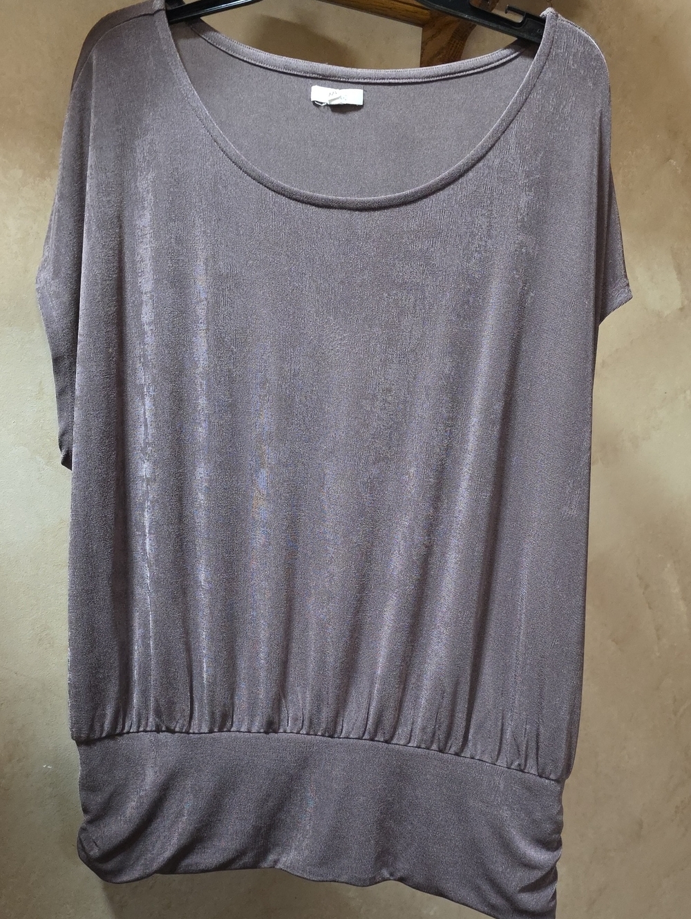 Women's Metallic Purpkr Short Sleeve Blouson Top